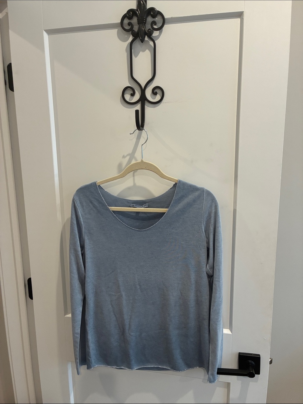Tempo Paris Dusty Blue Scoop Neck Long Sleeve Top SIZE MEDIUM
